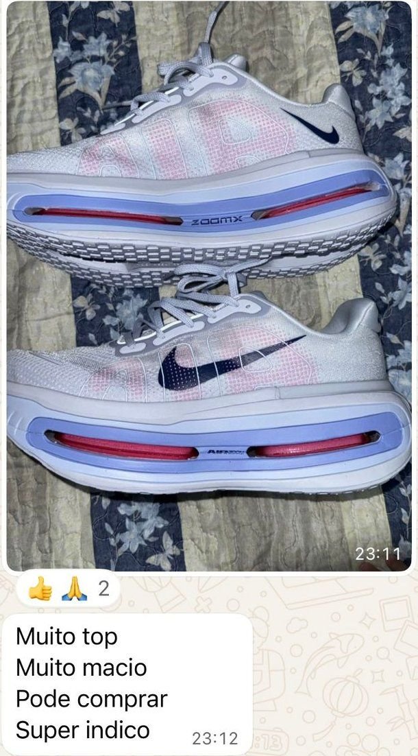 Print de WhatsApp: tênis Nike recebido, cliente diz muito top, muito macio, pode comprar